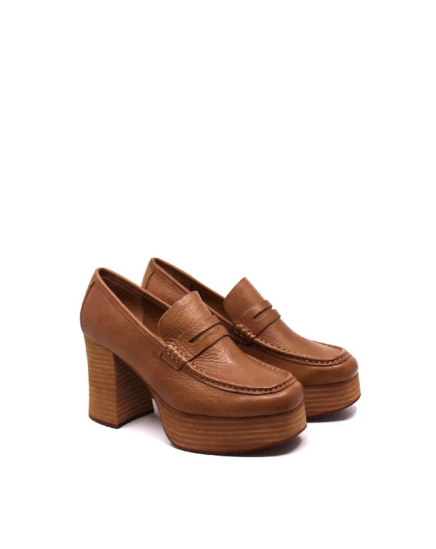 Women's patent leather stiletto heel pumps with a high - shine finishWomen's Barbara Loafers In Brown Women's patent leather stiletto heel pumps with a high - shine finishWomen's Barbara Loafers In Brown
