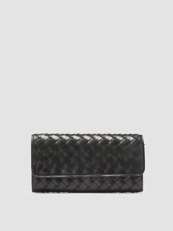 Women's Glitter - Embellished Loafers in Silver for a Sparkly Party LookPOCHE 109 - Black Leather wallet Women's Glitter - Embellished Loafers in Silver for a Sparkly Party LookPOCHE 109 - Black Leather wallet