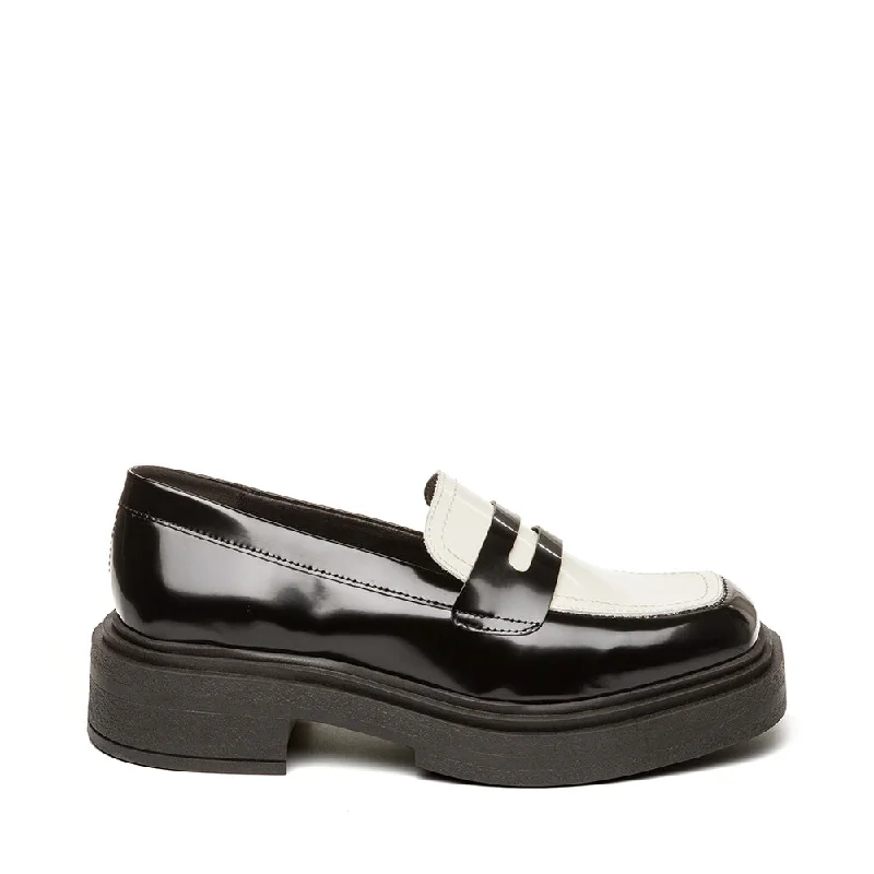 Shock - Absorbing Women's Loafers in Gray for Active LifestylesCharley Flat Shoe BLACK/OFF WHITE Shock - Absorbing Women's Loafers in Gray for Active LifestylesCharley Flat Shoe BLACK/OFF WHITE
