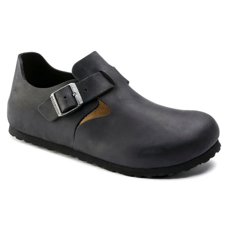Slip - Resistant Women's Rubber - Sole Loafers in Navy for Wet ConditionsBirkenstock London Classic Footbed