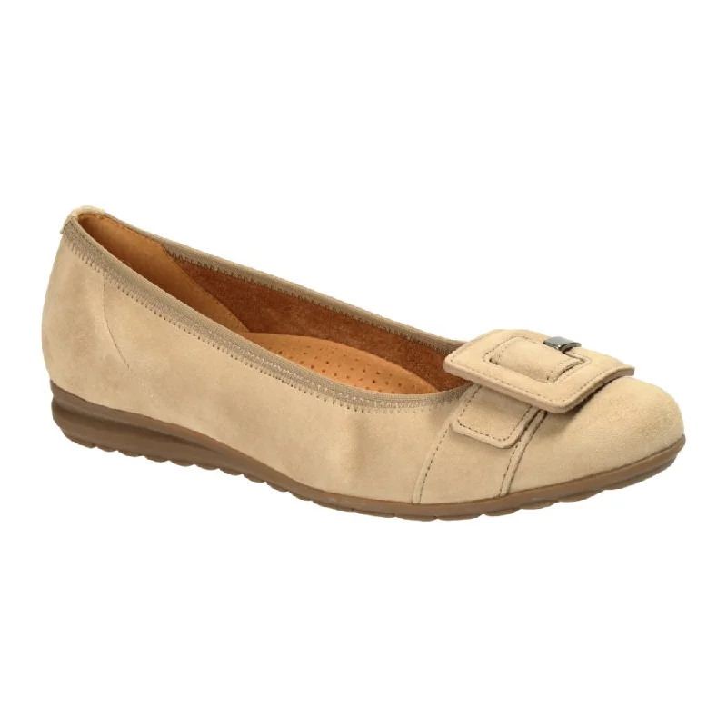 Women's Geometric - Patterned Loafers in Multicolor for a Fashion - Forward LookGabor Women's 32.626.40 Buckle Ballet Flat - Savanne Women's Geometric - Patterned Loafers in Multicolor for a Fashion - Forward LookGabor Women's 32.626.40 Buckle Ballet Flat - Savanne