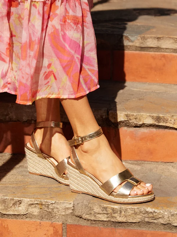Elastic - Strap Women's Sandals with a Padded Toe in Teal for Easy On - and - OffBAHIA Elastic - Strap Women's Sandals with a Padded Toe in Teal for Easy On - and - OffBAHIA