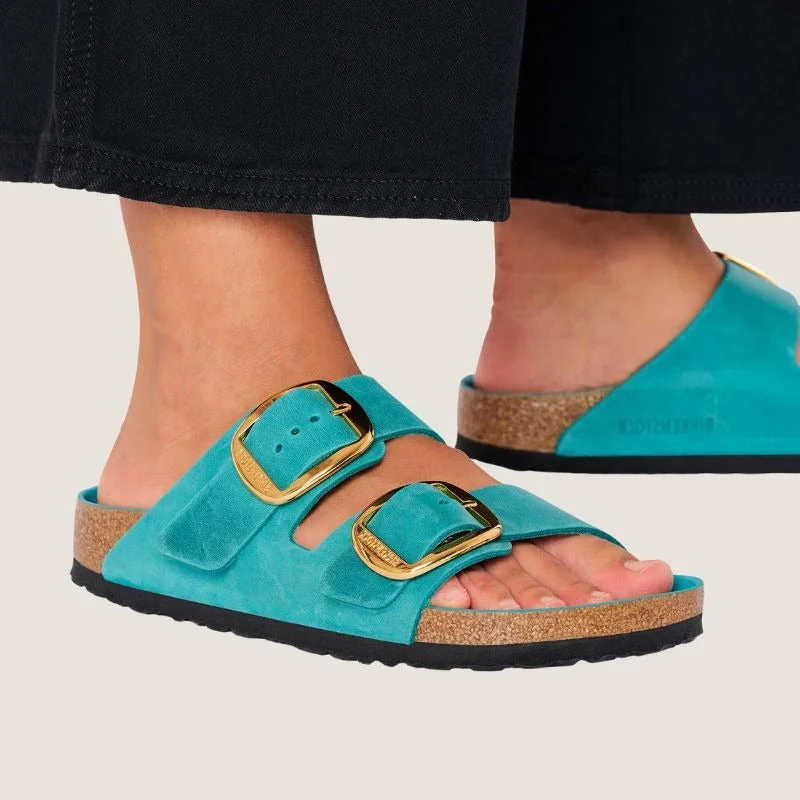 Women's Sandals with a Wedge Heel and a Tassel Detail in Orange for a Trendy LookWomen's Sandals with a Wedge Heel and a Tassel Detail in Orange for a Trendy LookBirkenstock Arizona Big Buckle Regular (Oiled Leather)