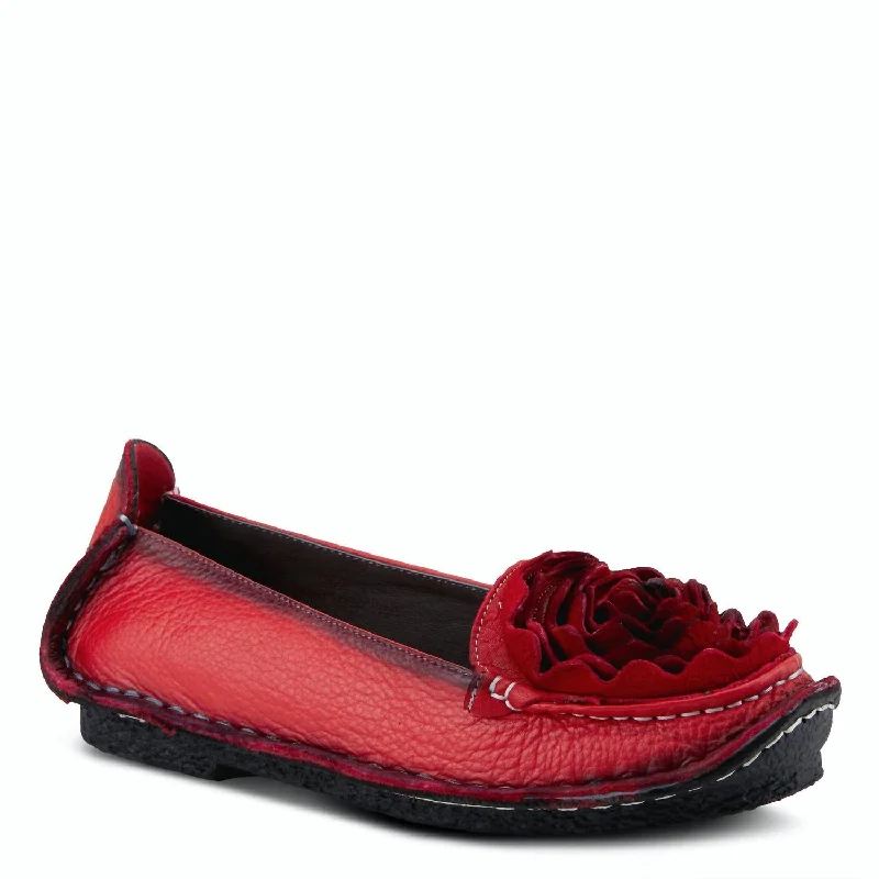 Sustainable Women's Recycled Material Sandals in Beige for Eco - Conscious ShoppersDezi Slip-On Shoe In Red Sustainable Women's Recycled Material Sandals in Beige for Eco - Conscious ShoppersDezi Slip-On Shoe In Red