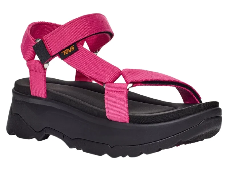 Women's Sandals with a Floral - Printed Upper in Pink for a Feminine Spring LookTeva: Jadito Universal Fuchsia