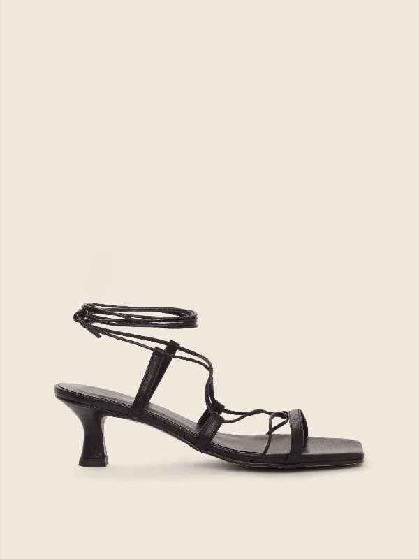 Women's Thong Sandals with a Beaded Design in Multicolor for a Beachy AestheticLivia Black Heel