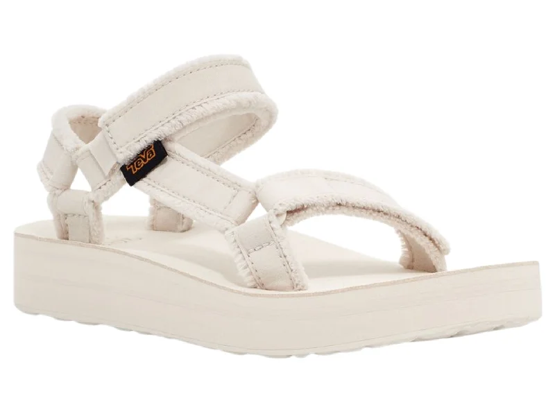 Women's Sandals with a Floral - Printed Upper in Pink for a Feminine Spring LookTeva: Midform Universal Canvas in Birch