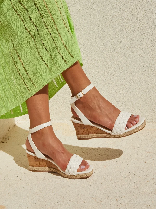 Lightweight Women's Mesh - Paneled Sandals in Yellow for BreathabilityREGAN