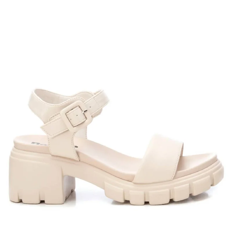Women's Sandals with a Floral - Printed Upper in Pink for a Feminine Spring LookWomen's Combat Sandals In Ice