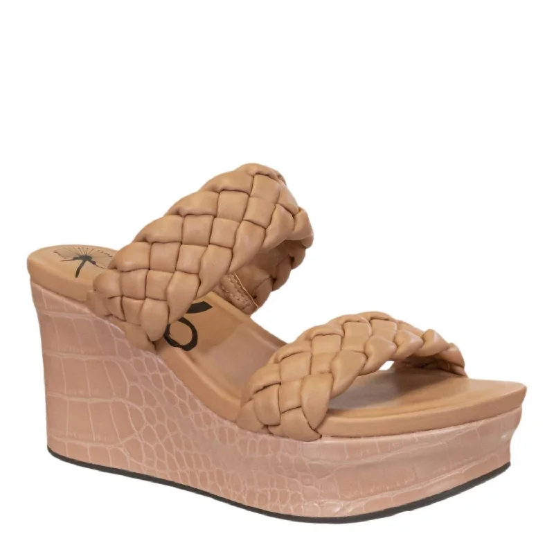 Women's Sandals with a Floral - Printed Upper in Pink for a Feminine Spring LookWomen's Fluent Sandal In Taupe Women's Sandals with a Floral - Printed Upper in Pink for a Feminine Spring LookWomen's Fluent Sandal In Taupe