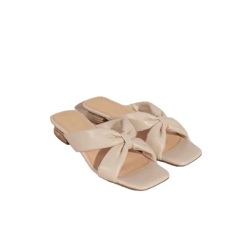 Women's Sandals with a Floral - Printed Upper in Pink for a Feminine Spring LookWomen's Knot Sandal In Beige Women's Sandals with a Floral - Printed Upper in Pink for a Feminine Spring LookWomen's Knot Sandal In Beige