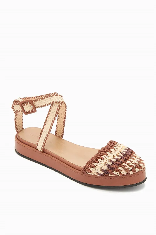 Adjustable Strap Women's Sandals with a Padded Heel in Pink for a Custom FitWomen's Polonio Flat Sandal In Fawn
