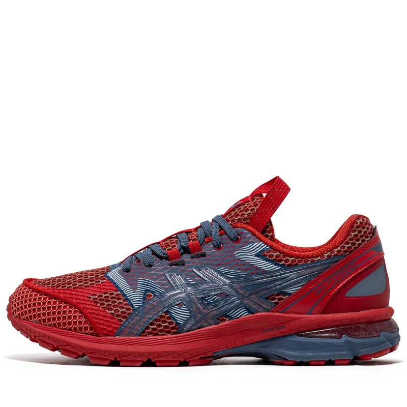 Women's Sneakers with Heel - Stabilizing Technology for Better Balance During RunningKiko Kostadinov Studio x Asics US4-S Gel-Terrain - Classic Red/Wood Crepe Women's Sneakers with Heel - Stabilizing Technology for Better Balance During RunningKiko Kostadinov Studio x Asics US4-S Gel-Terrain - Classic Red/Wood Crepe
