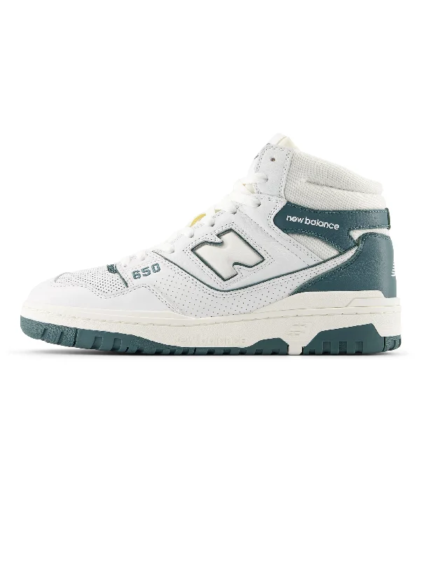 Vegan - Friendly Women's Sneakers Made from Recycled Materials for an Eco - Conscious ChoiceSneakers Alte Retrò 650 Bianco/Petrolio Vegan - Friendly Women's Sneakers Made from Recycled Materials for an Eco - Conscious ChoiceSneakers Alte Retrò 650 Bianco/Petrolio