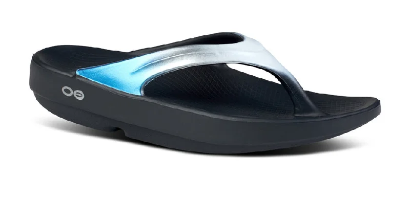 Women's Sneakers with Adjustable Straps for a Customized Fit During High - Impact ExercisesWomen's OOlala Luxe Sandal - Frost Women's Sneakers with Adjustable Straps for a Customized Fit During High - Impact ExercisesWomen's OOlala Luxe Sandal - Frost