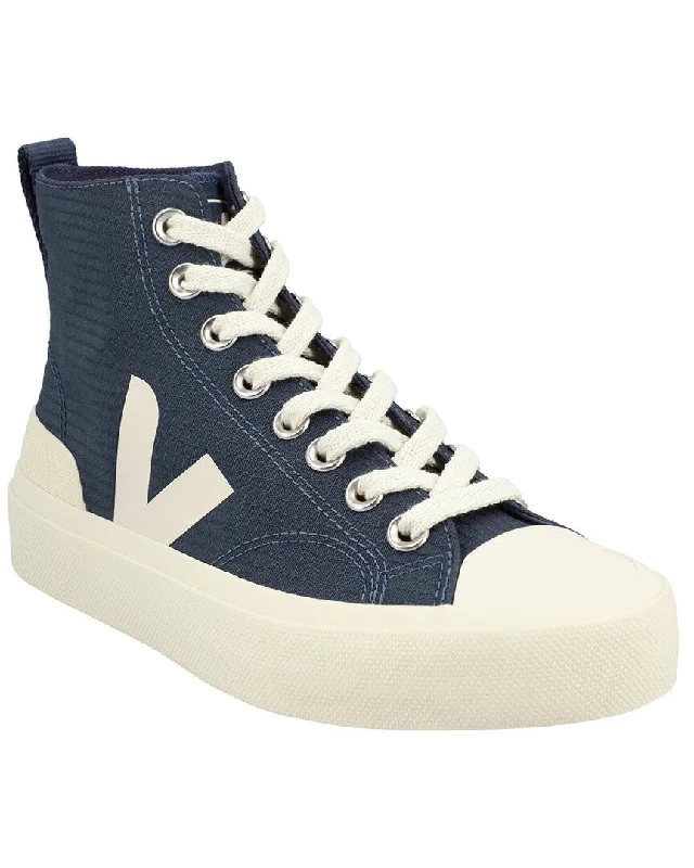 Water - Resistant Women's Hiking Sneakers with Traction Outsoles for Outdoor AdventuresVEJA Watta II Sneaker Water - Resistant Women's Hiking Sneakers with Traction Outsoles for Outdoor AdventuresVEJA Watta II Sneaker