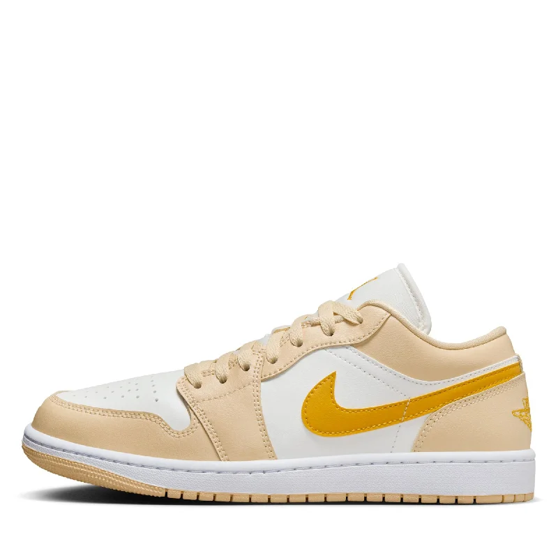 Sparkly Rhinestone - Embellished Women's Sneakers for a Glamorous and Eye - Catching LookWomen's Air Jordan 1 Low 'Team Gold' - Sail/Yellow Ochre Sparkly Rhinestone - Embellished Women's Sneakers for a Glamorous and Eye - Catching LookWomen's Air Jordan 1 Low 'Team Gold' - Sail/Yellow Ochre