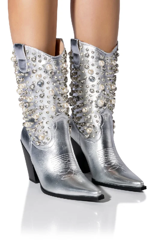 Plus Size Women's Block - Heeled Ankle Boots in Red for a Bold and Chic StatementAZALEA WANG DYLAN WESTERN BOOTIE IN SILVER Plus Size Women's Block - Heeled Ankle Boots in Red for a Bold and Chic StatementAZALEA WANG DYLAN WESTERN BOOTIE IN SILVER