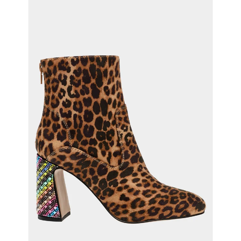 Women's Fur - Trimmed Snow Boots in White for a Stylish and Practical Winter ChoiceBlanche Leopard Women's Fur - Trimmed Snow Boots in White for a Stylish and Practical Winter ChoiceBlanche Leopard