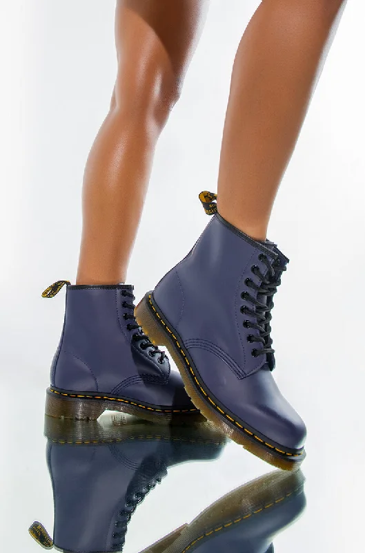 Women's Ankle Boots with Cut - Out Details in Beige for a Unique and Stylish EdgeDR. MARTEN 1460 INDIGO SMOOTH BOOT BLUE Women's Ankle Boots with Cut - Out Details in Beige for a Unique and Stylish EdgeDR. MARTEN 1460 INDIGO SMOOTH BOOT BLUE