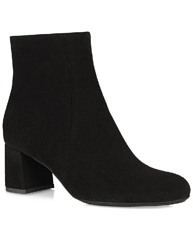 Women's Knee - High Leather Riding Boots in Black for a Classic Equestrian LookLa Canadienne Bratford Suede Boot Women's Knee - High Leather Riding Boots in Black for a Classic Equestrian LookLa Canadienne Bratford Suede Boot