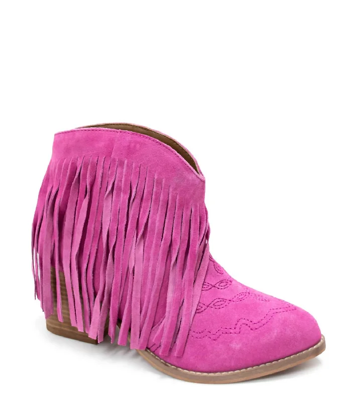 Women's Platform Chelsea Boots in Black for a Modern and Fashion - Forward AppearanceWomen's Amos Fringe Ankle Bootie In Magenta Suede Women's Platform Chelsea Boots in Black for a Modern and Fashion - Forward AppearanceWomen's Amos Fringe Ankle Bootie In Magenta Suede