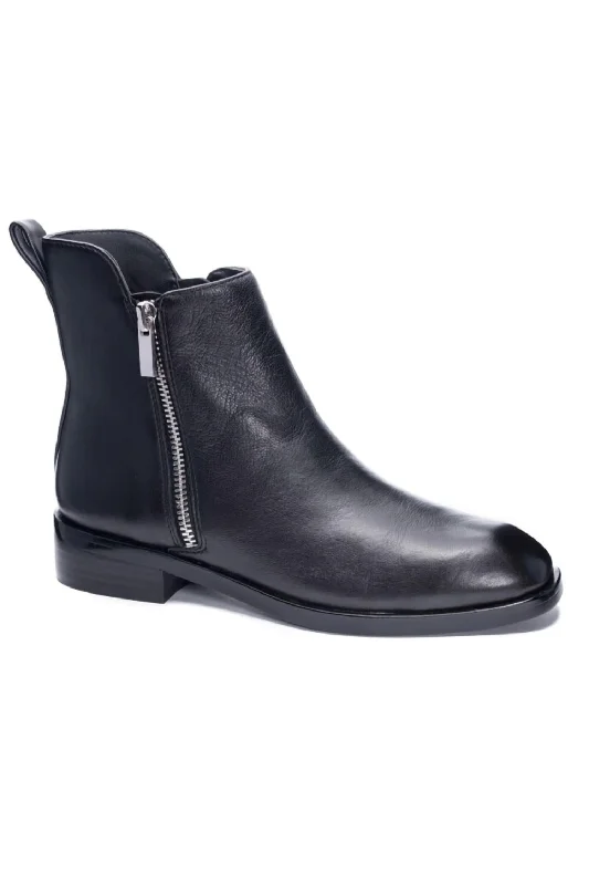 Women's Glitter - Embellished Ankle Boots in Gold for a Sparkly Party LookWomen's Yearling Bootie In Black Women's Glitter - Embellished Ankle Boots in Gold for a Sparkly Party LookWomen's Yearling Bootie In Black